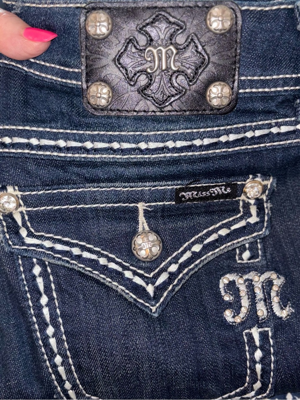 Miss Me Easy Straight Jeans 28 Stonewood Dark Wash Embellished Stretch Denim - Picture 3 of 8